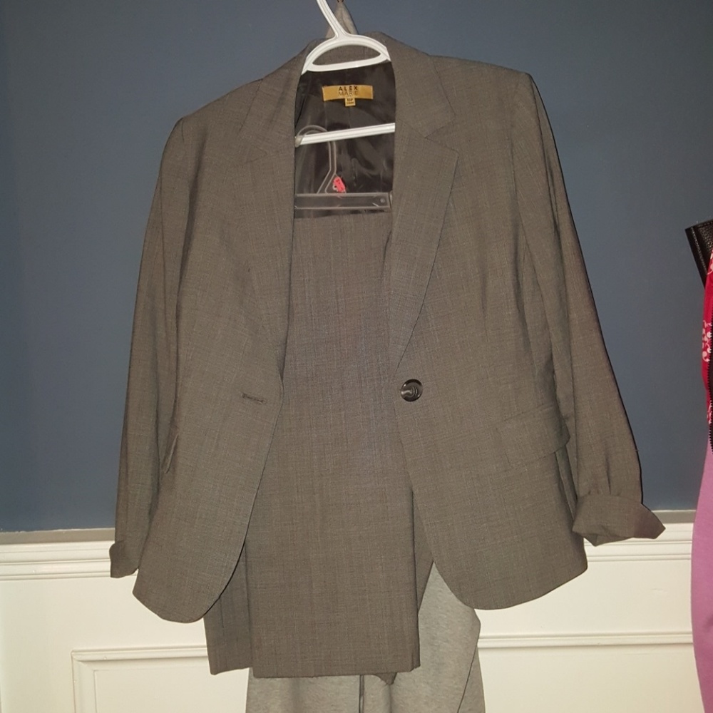 Grey skirt suit